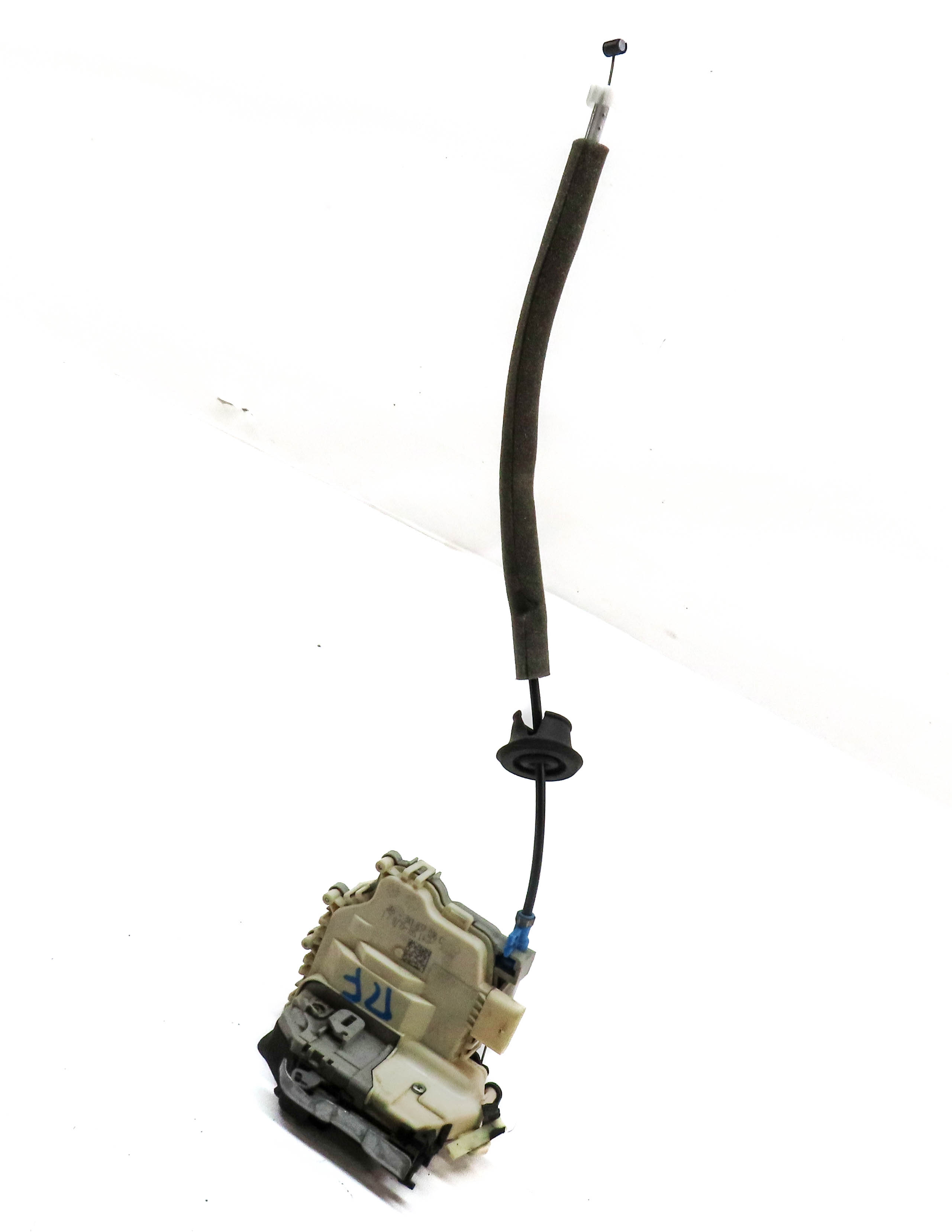 15-21 AUDI A3 S3 A4 Q5 TT (8V B9 MK3 FY) FRONT RIGHT PASSENGER DOOR LOCK LATCH — exact item pictured
